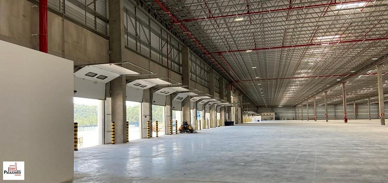 Depósito-Galpão-Armazém para alugar, 8400m² - Foto 1