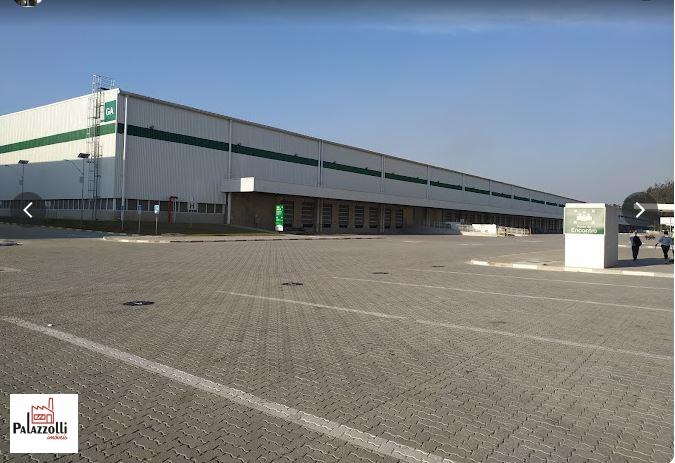 Depósito-Galpão-Armazém para alugar, 8190m² - Foto 1